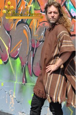 Poncho Ausangate homme laine alpaga douce, légère, écologique et durable