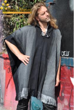 Poncho péruvien homme en laine naturelle d'alpaga