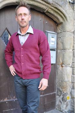 Cardigan bordeaux  à col V pour homme 