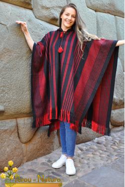 Authentique poncho péruvien femme en laine d'alpaga