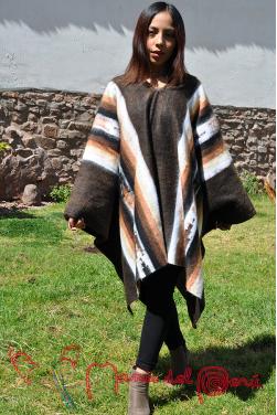 Authentique poncho Inca.