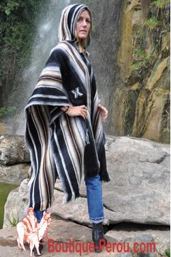 Poncho péruvien noir grande taille