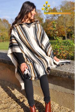 Authentique poncho péruvien.