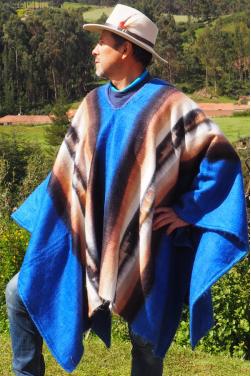 Poncho Altiplano avec capuche